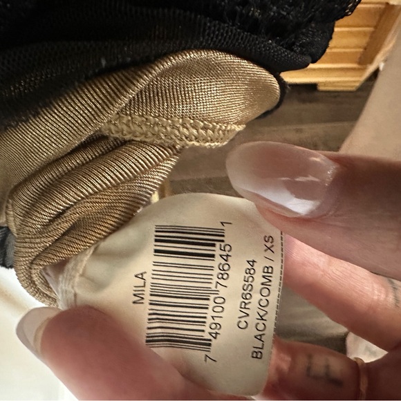 BCBGMaxAzria sz xs MILA Black Gold Combo Fabric One Sleeve Dress stretch lace - Picture 5 of 6